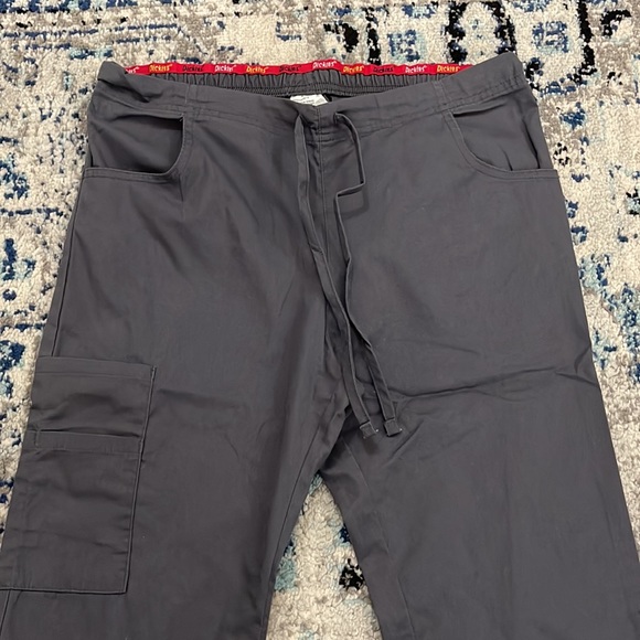 ⛔️SOLD⛔️ 💰 3 for $25 🏷 Women Dickies Scrub Pants Pewter XS - Picture 4 of 11